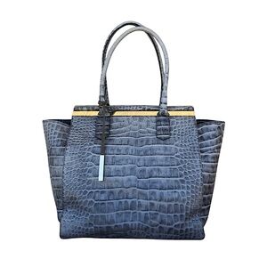 INNUE Italy Made Gray Crocodile Embose Leather Zipper Closure Shoulder Purse Bag